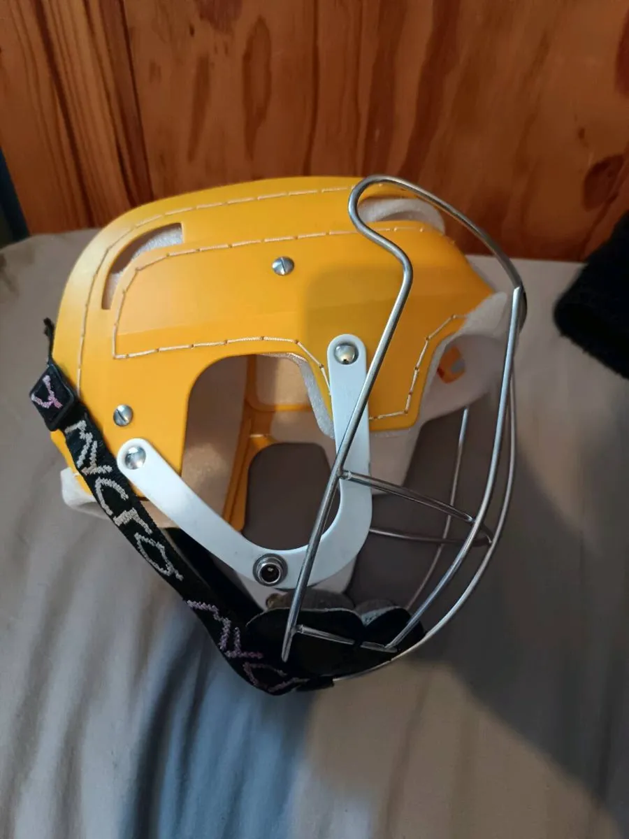 Cooper helmet - Image 1