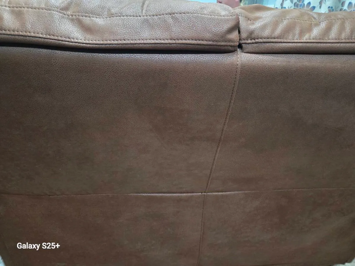 2 seater sofa - Image 4