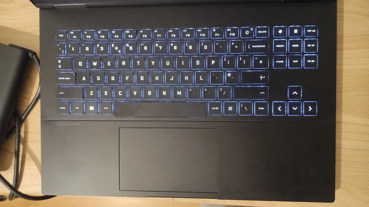 HP OMEN 16 RTX 4050 Ryzen 7 16GB Gaming Laptop - Image 2