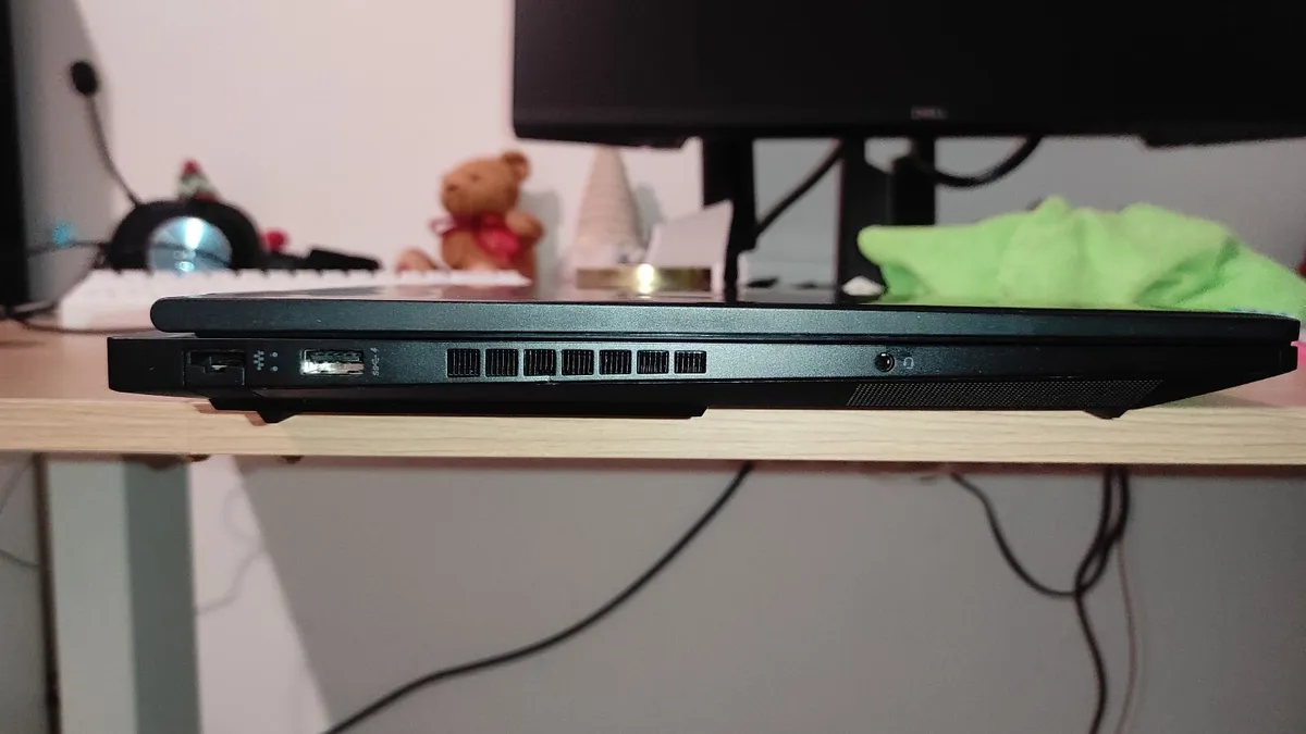 HP OMEN 16 RTX 4050 Ryzen 7 16GB Gaming Laptop - Image 4