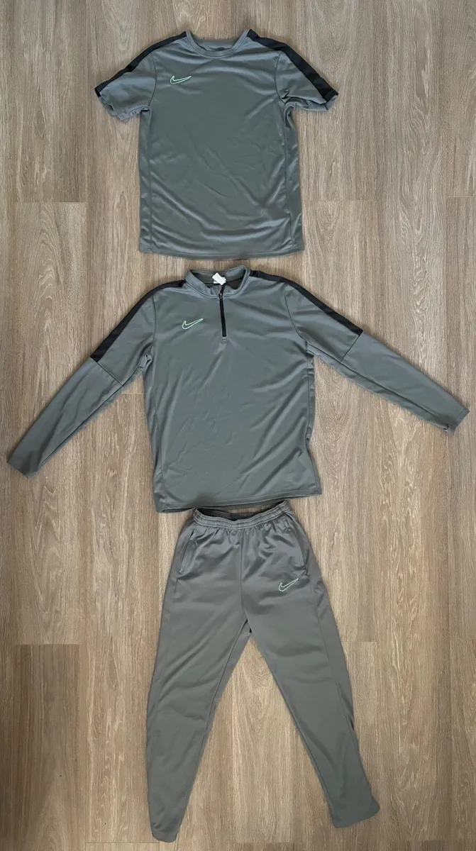 Boys Nike 3 piece Tracksuit YLG - Image 1