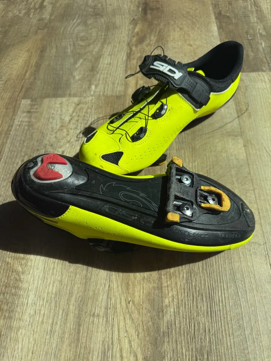 Cycling shoes - Image 3
