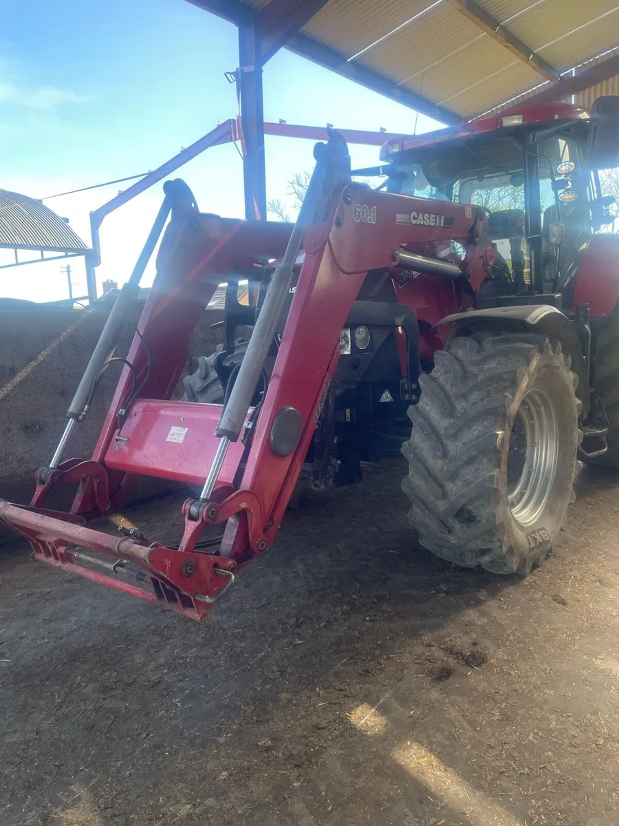 Stoll loader new Holland case - Image 1
