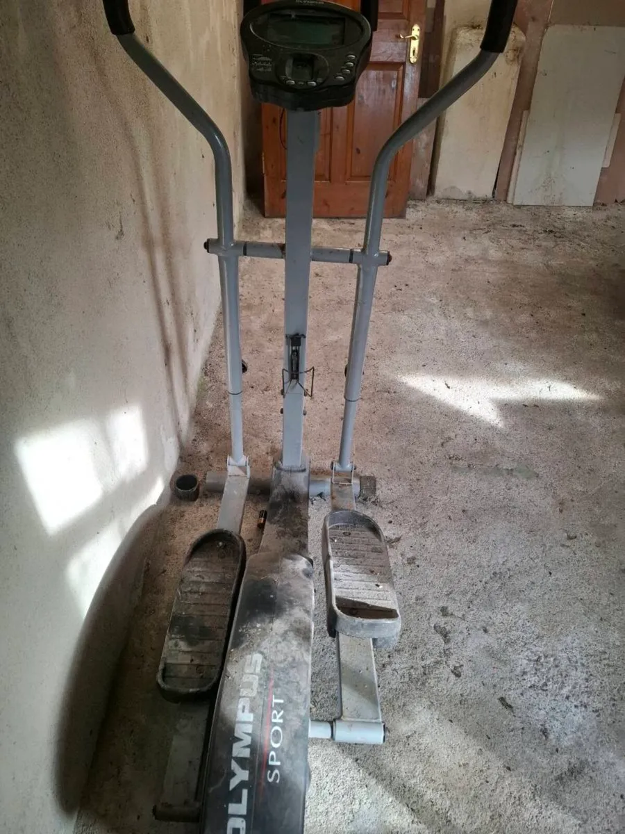 Cross trainer - Image 2