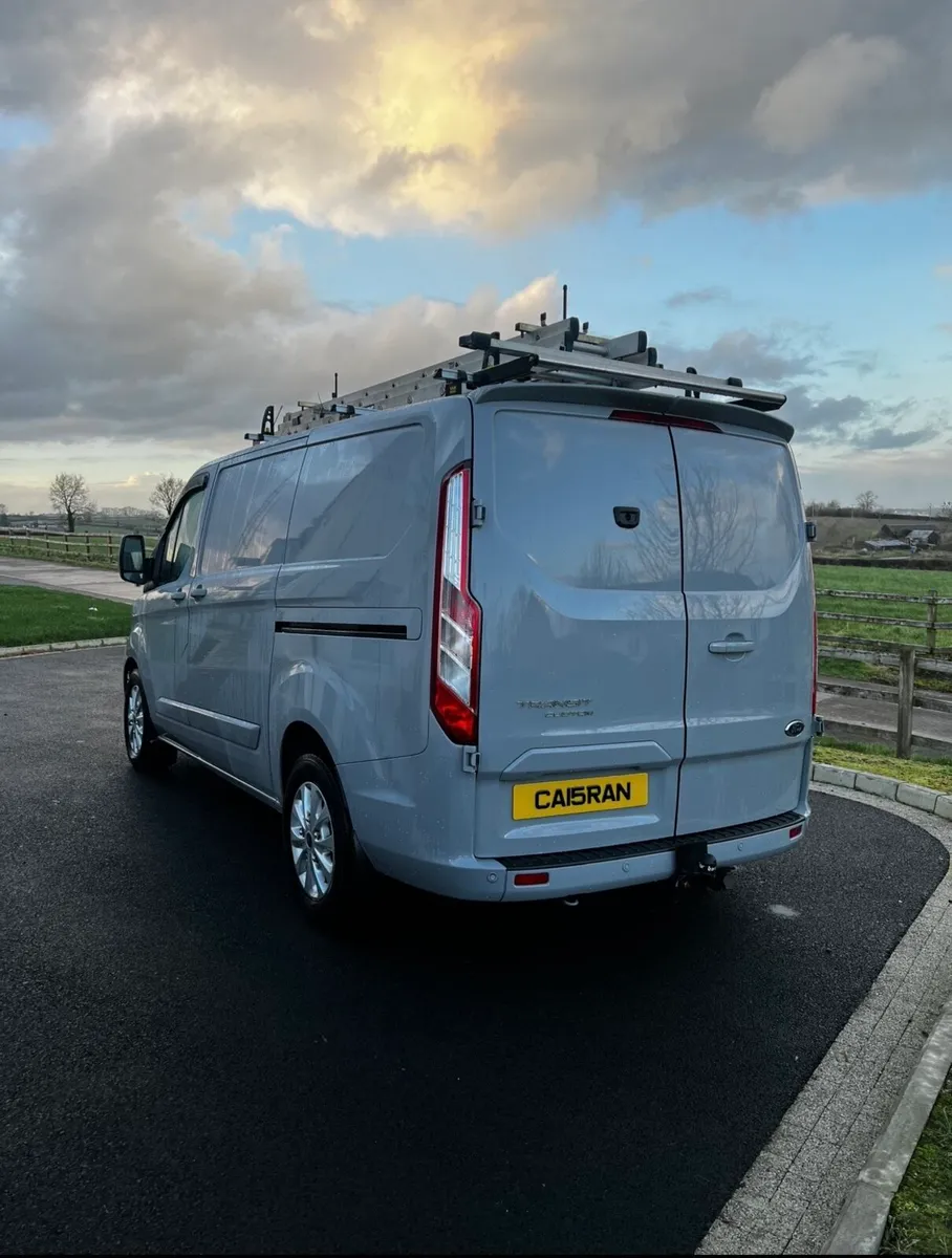 Ford Transit Custom SWB 320 170BHP Auto 2022 model - Image 2