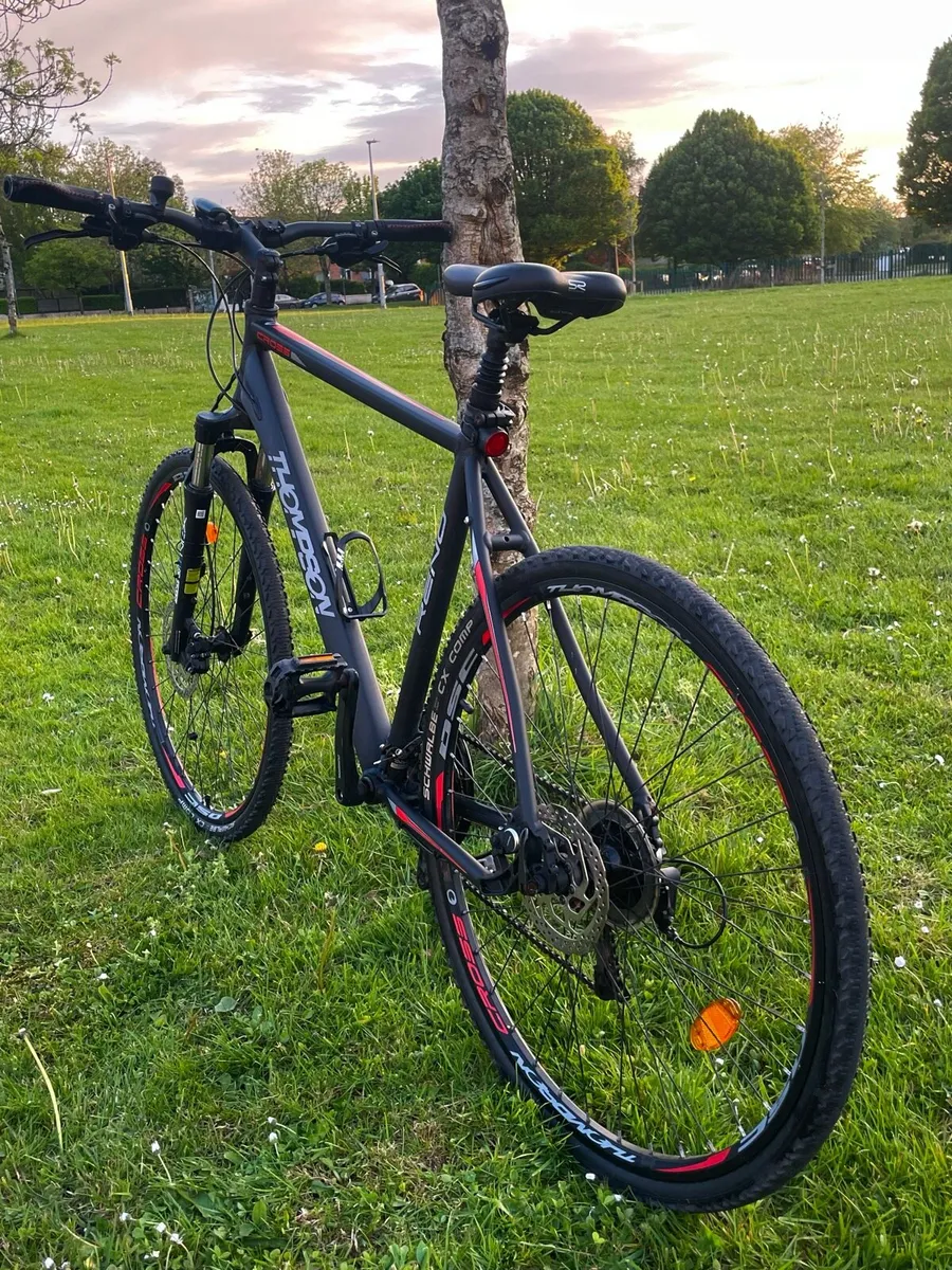 Double disc brake Thompson bicycle for sale - Image 3