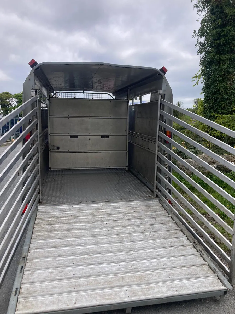 2014 Ifor Williams TA510 12ft Cattle Trailer - Image 3