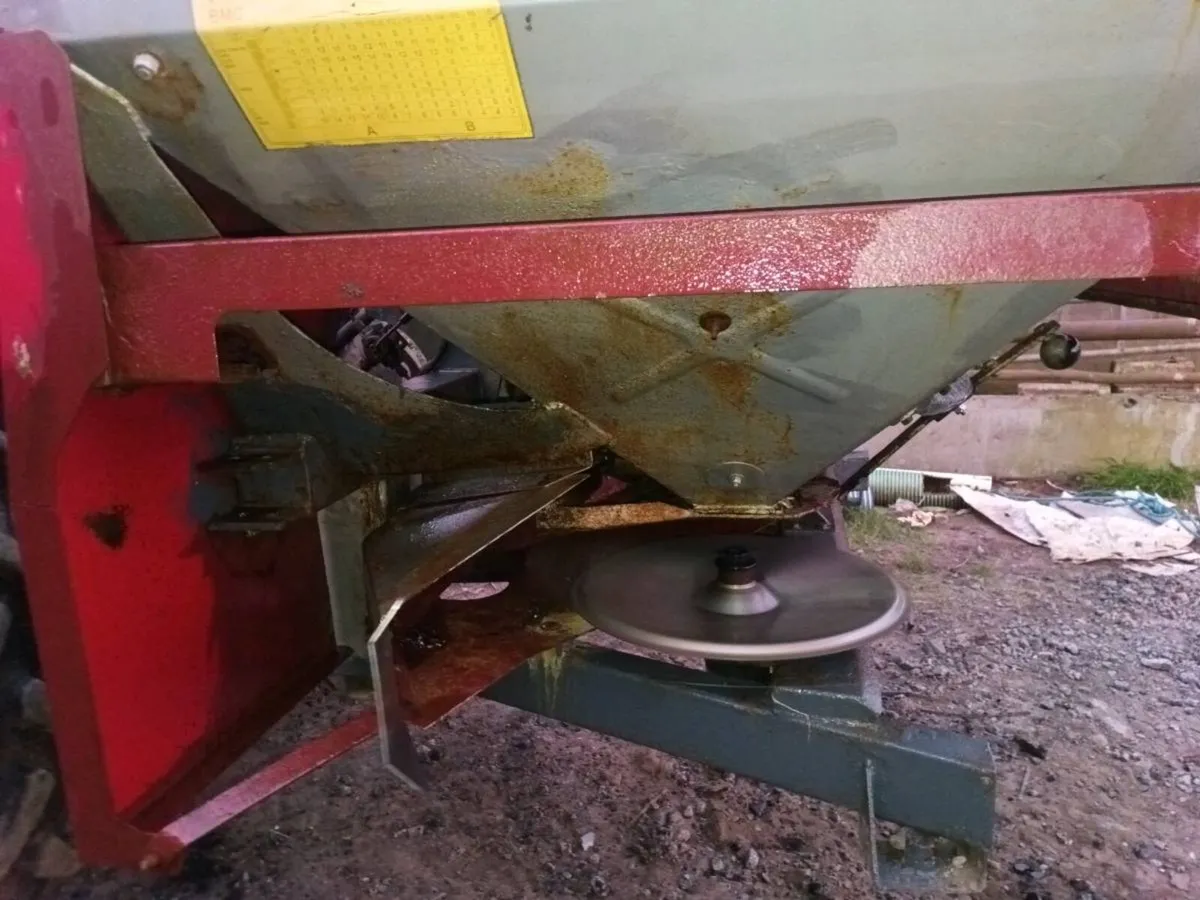 Fertilizer spreader one ton - Image 3