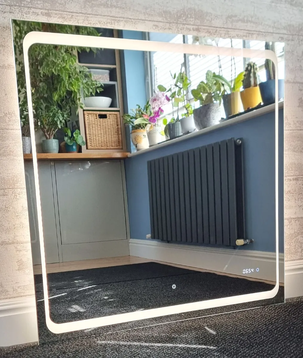 LED Bathroom Mirror 100x100cm Dual LED Clock - Image 3