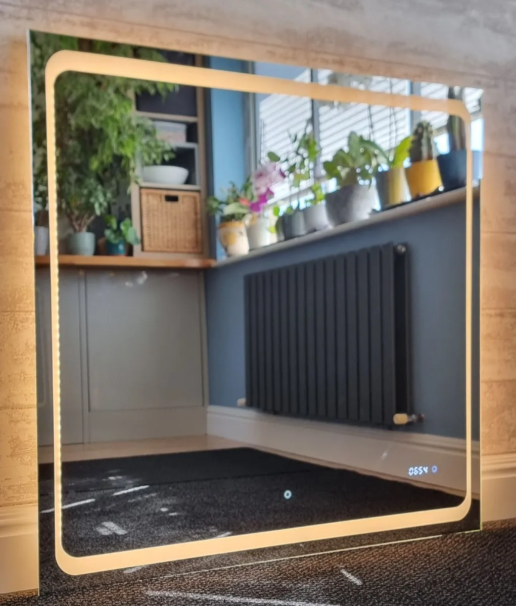 LED Bathroom Mirror 100x100cm Dual LED Clock - Image 4