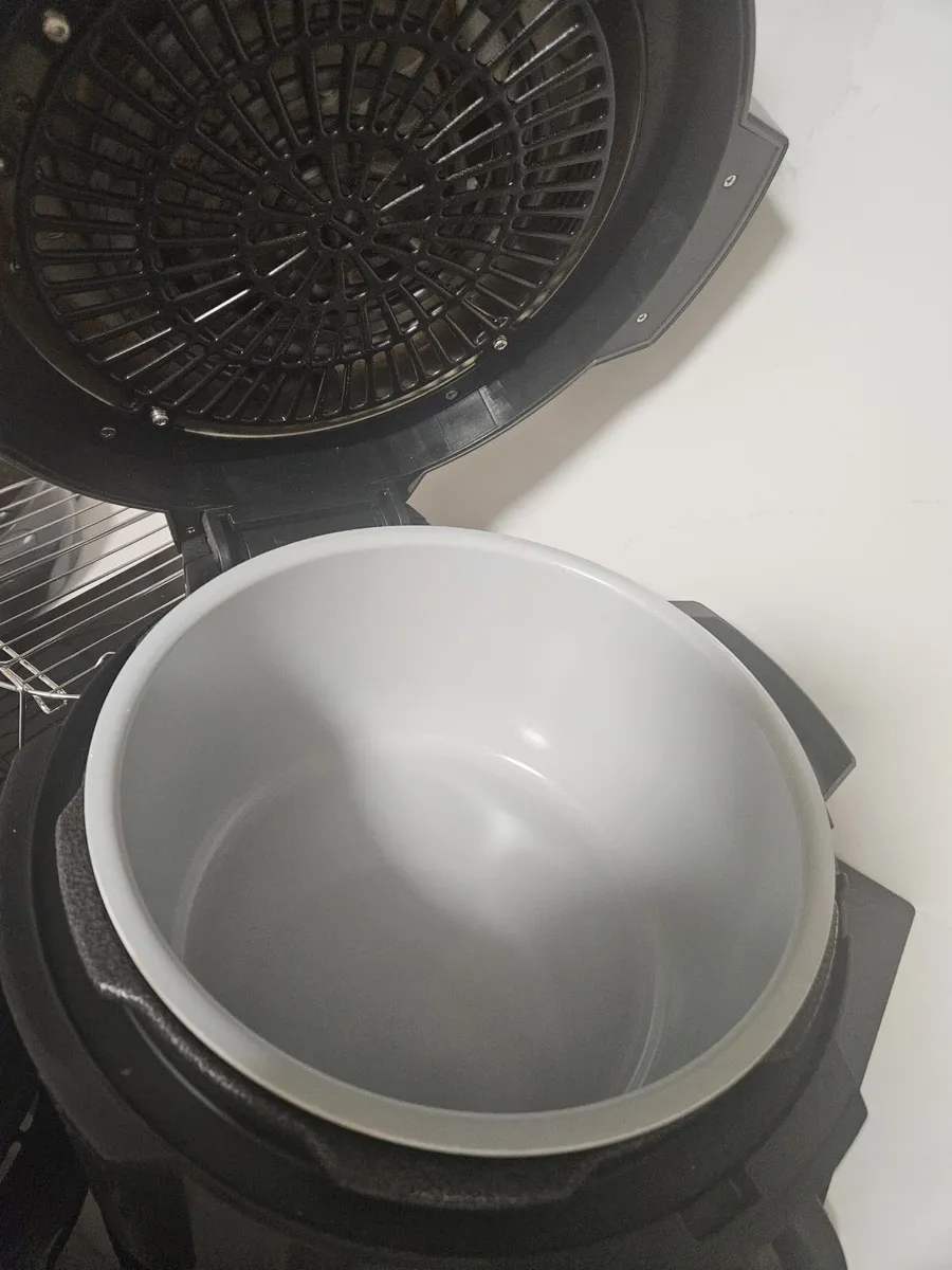 Ninja Foodi Tendercrisp/Pressure Cooker - Image 4