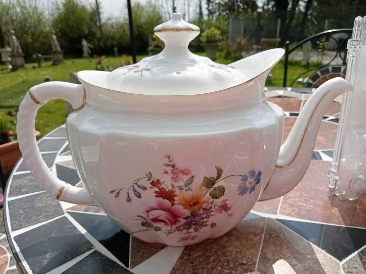 Royal Crown Derby posies - Image 3