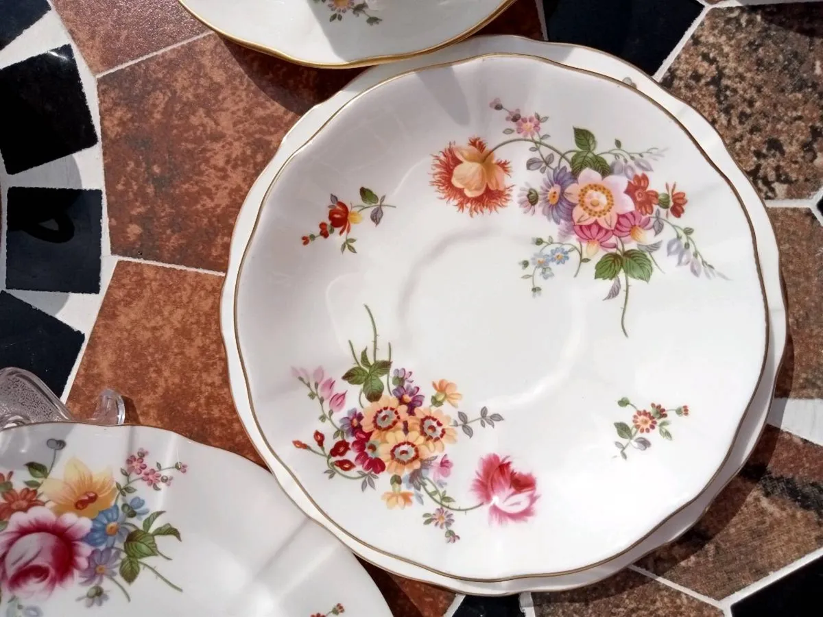 Royal Crown Derby posies - Image 4