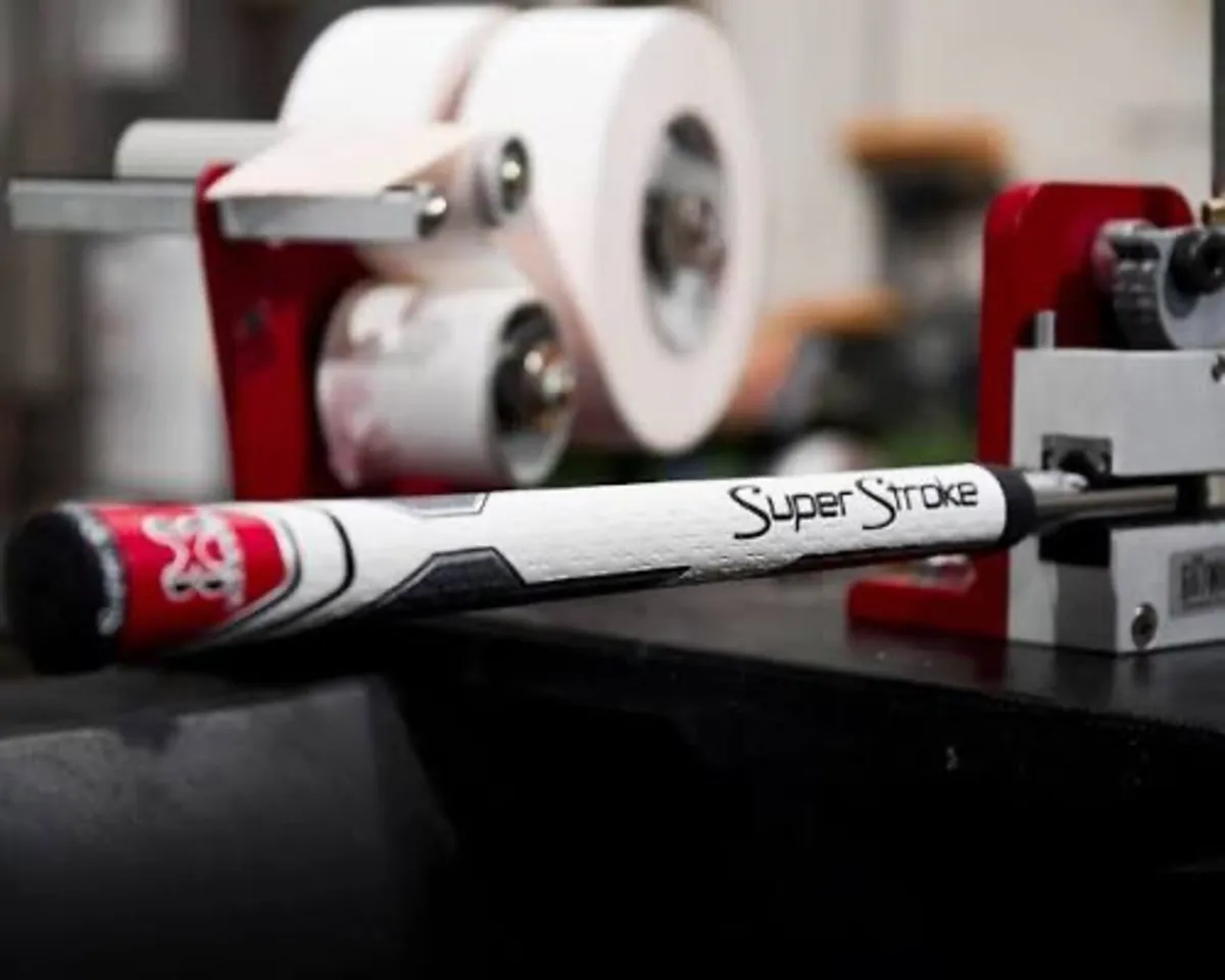 Golf club repair and regrip - Image 1