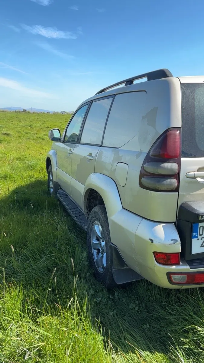 Toyota Land Cruiser - Image 3