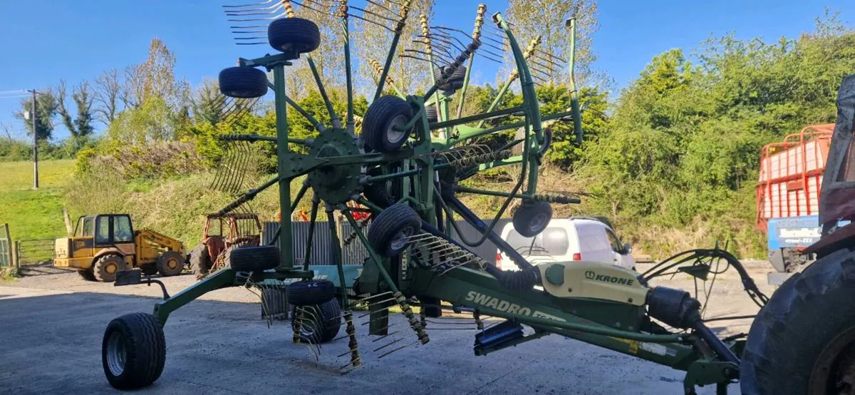 Krone  880 rake - Image 4