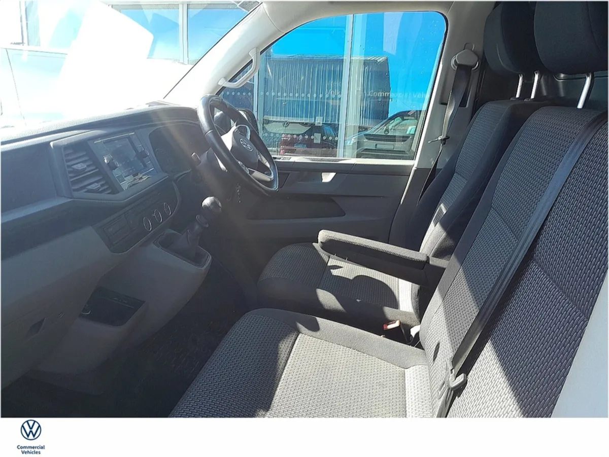 Volkswagen Transporter VAN 2.0TDI 110BHP LONG WHEE - Image 4
