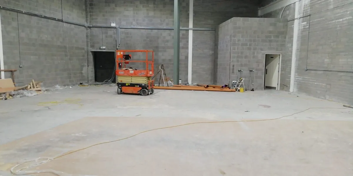 led  lights  sheds,  stores,  workshops  etc - Image 3