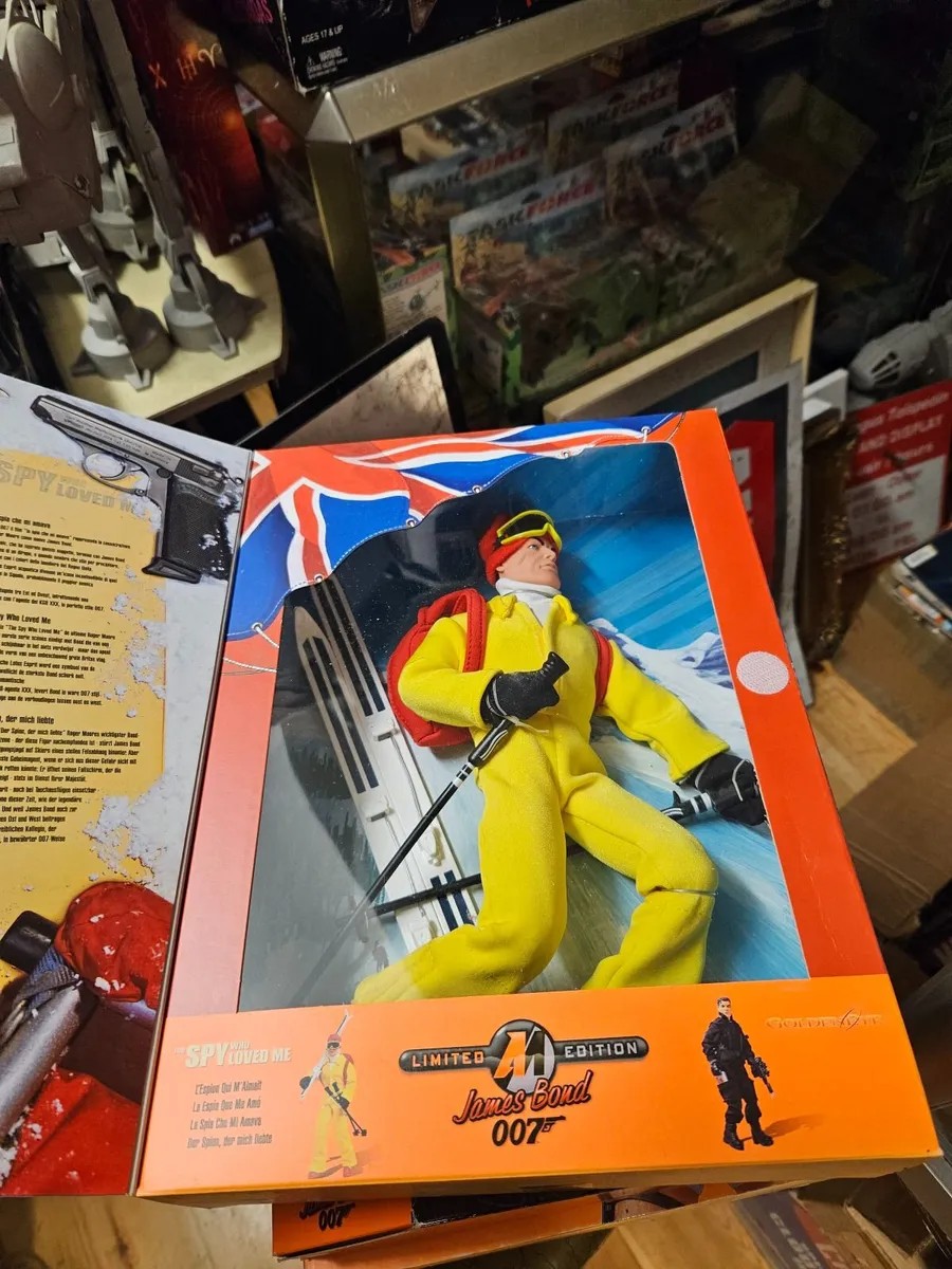 Action Man James Bond - Image 2