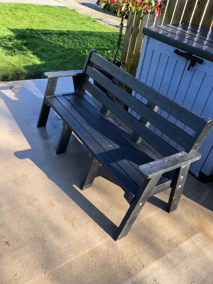 Recycled Plastic Picnic Table - Image 4