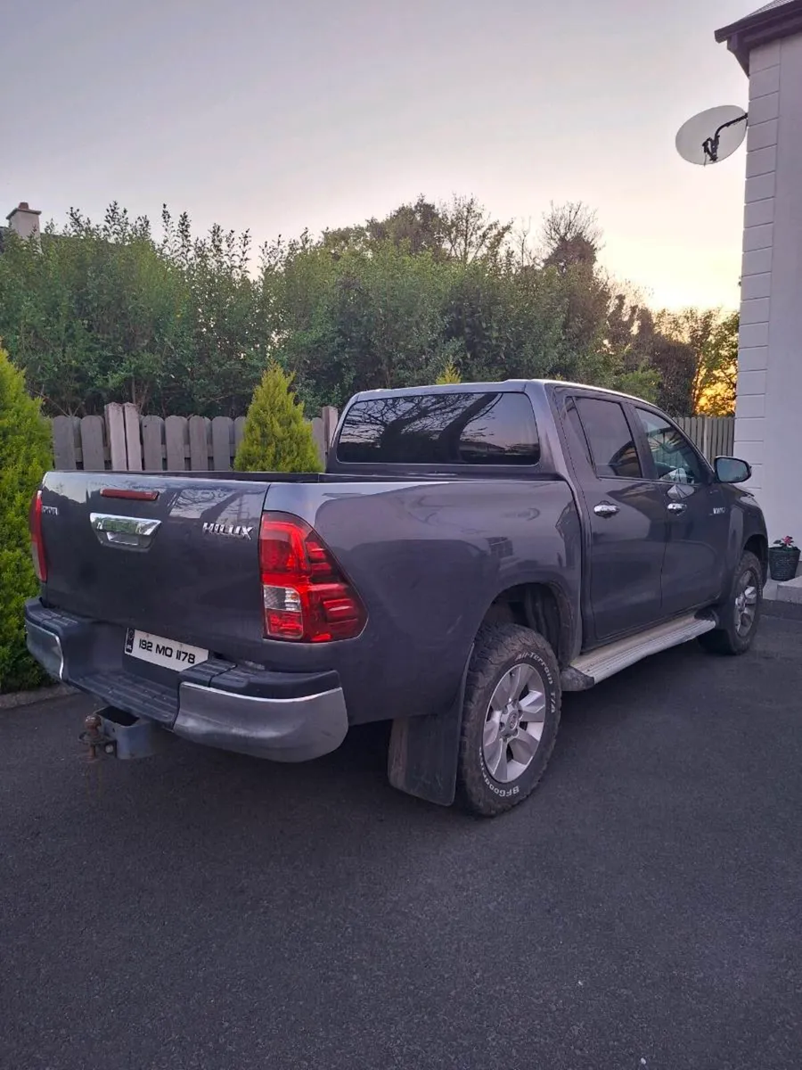 2019 toyota hilux no vat - Image 3