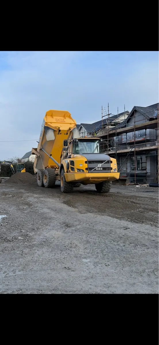 Volvo a25f dumper for hire - Image 2
