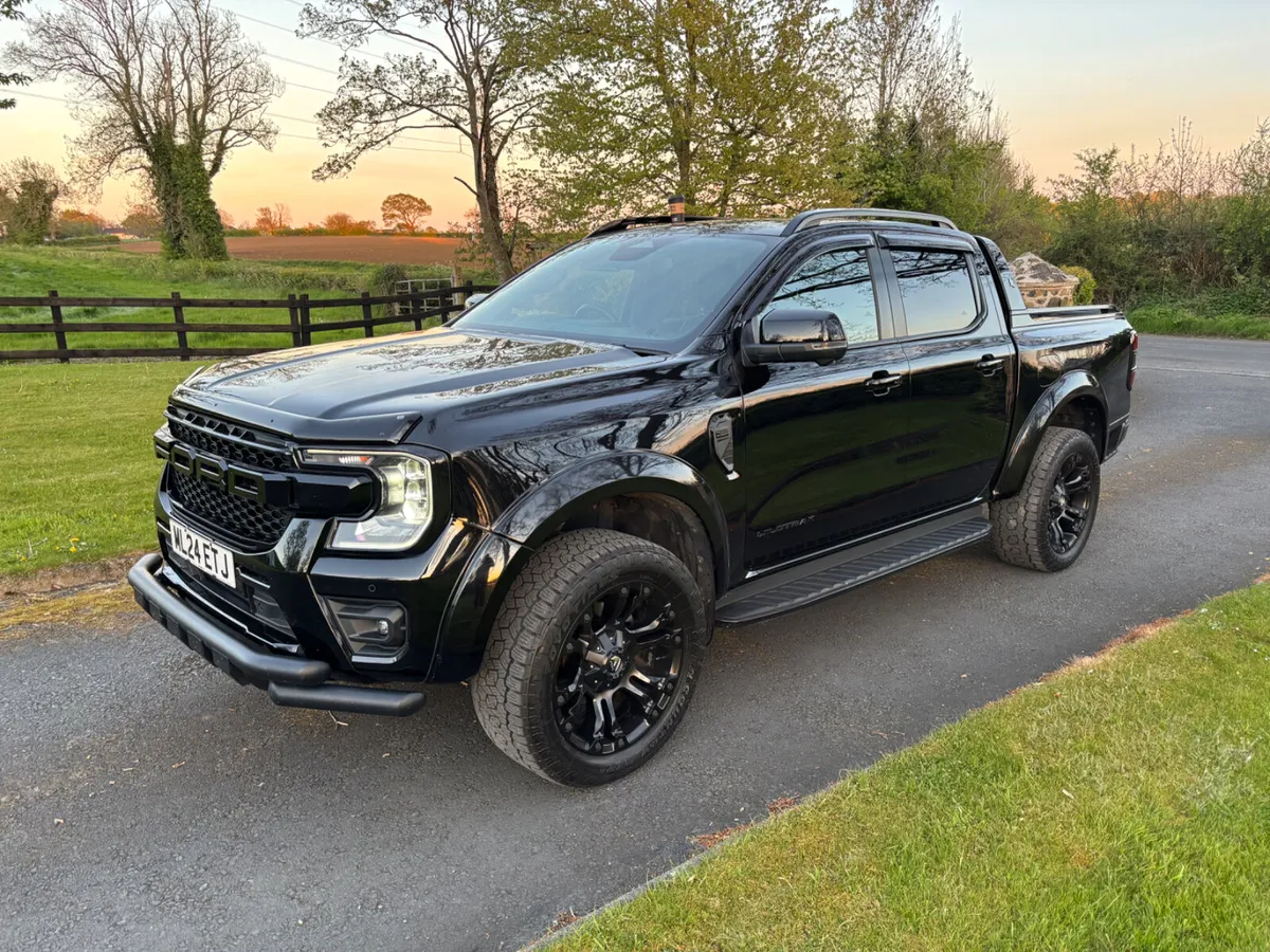 2024 Ford Ranger WildTrack  10 speed Automatic - Image 3