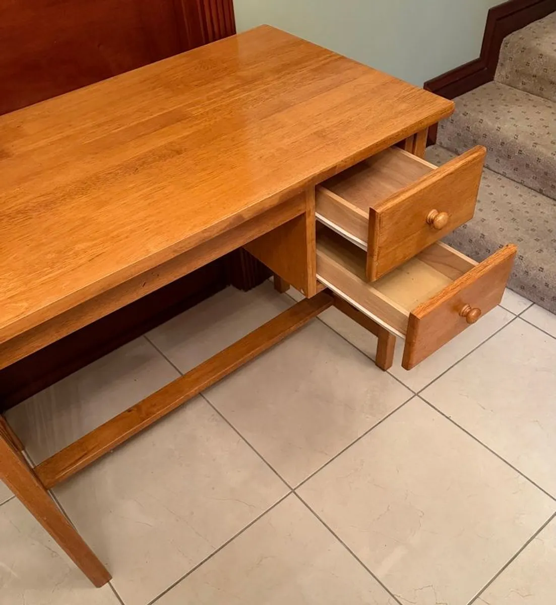 Desk and chair - Image 3