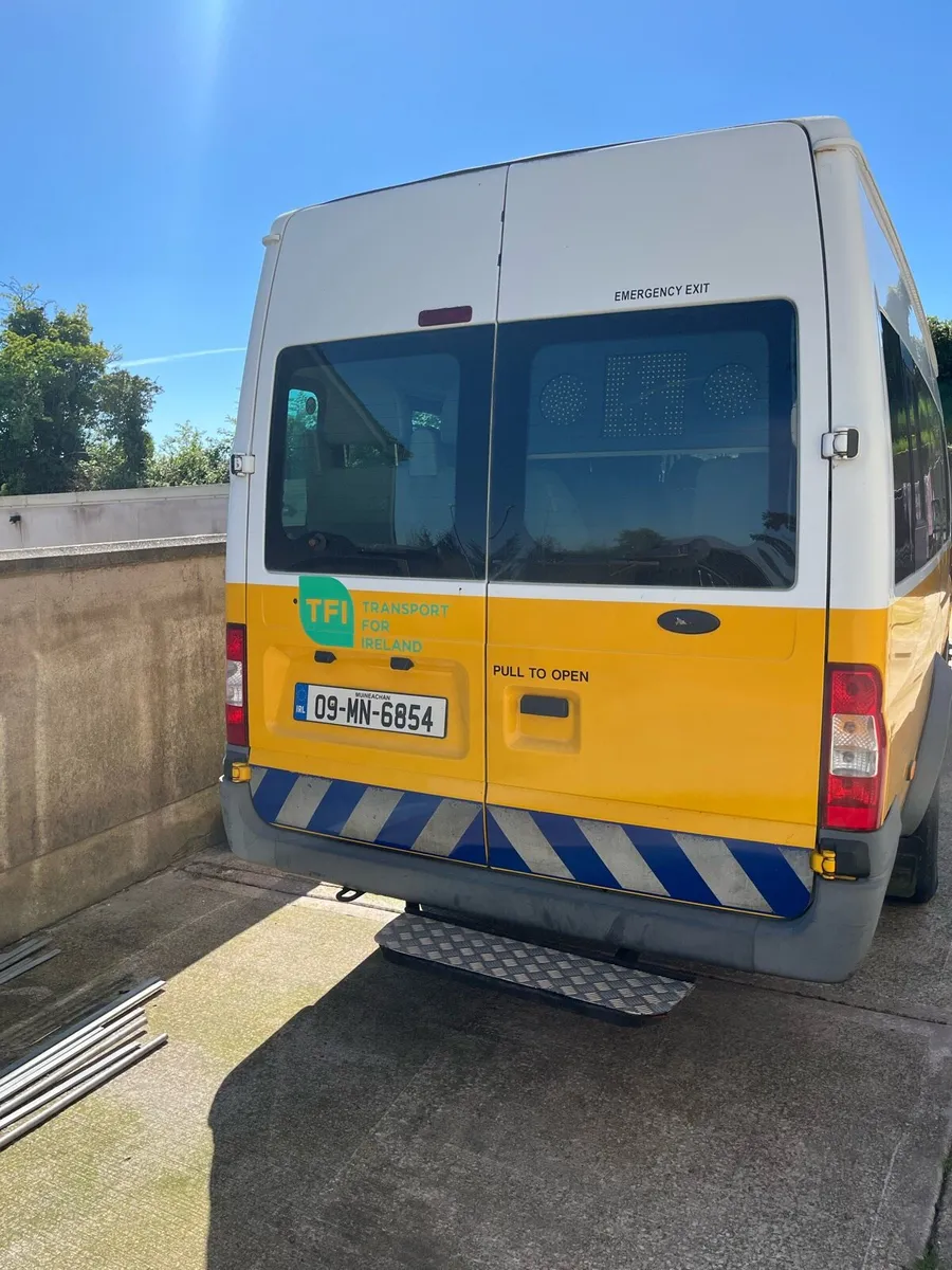 Ford Transit 16 Seater Minibus - Image 3