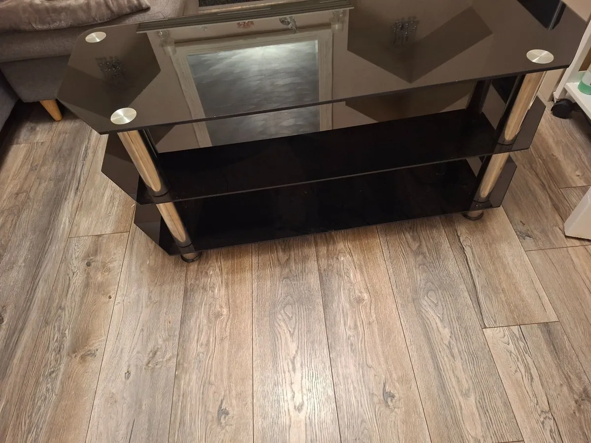 TV unit - Image 2