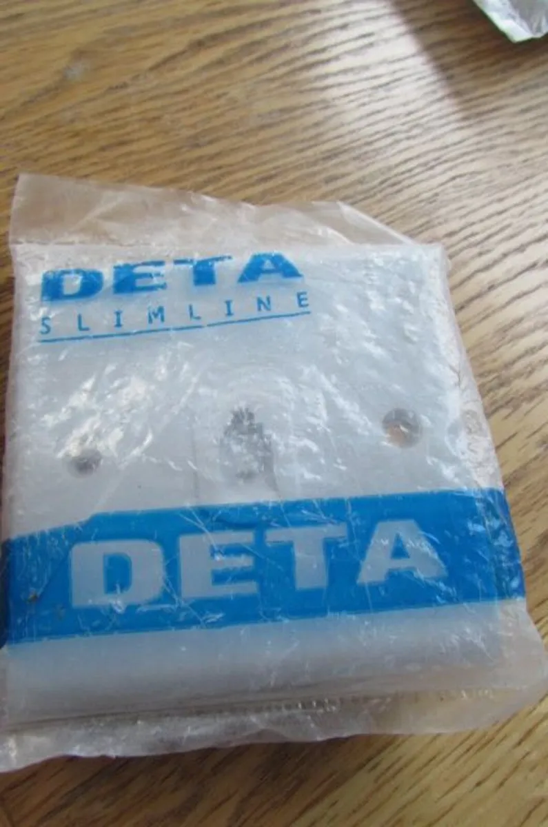 Telephone Socket Outlet x 6 for Sale - Image 3