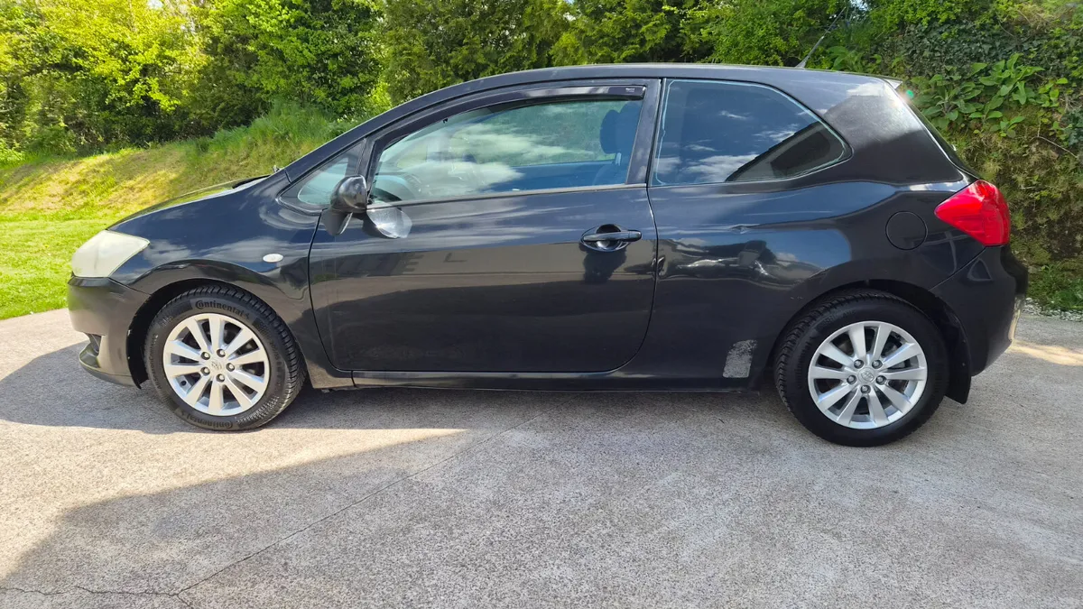 07 TOYOTA AURIS DIESEL VAN CVRT 07/26 TAX 05/26 - Image 2