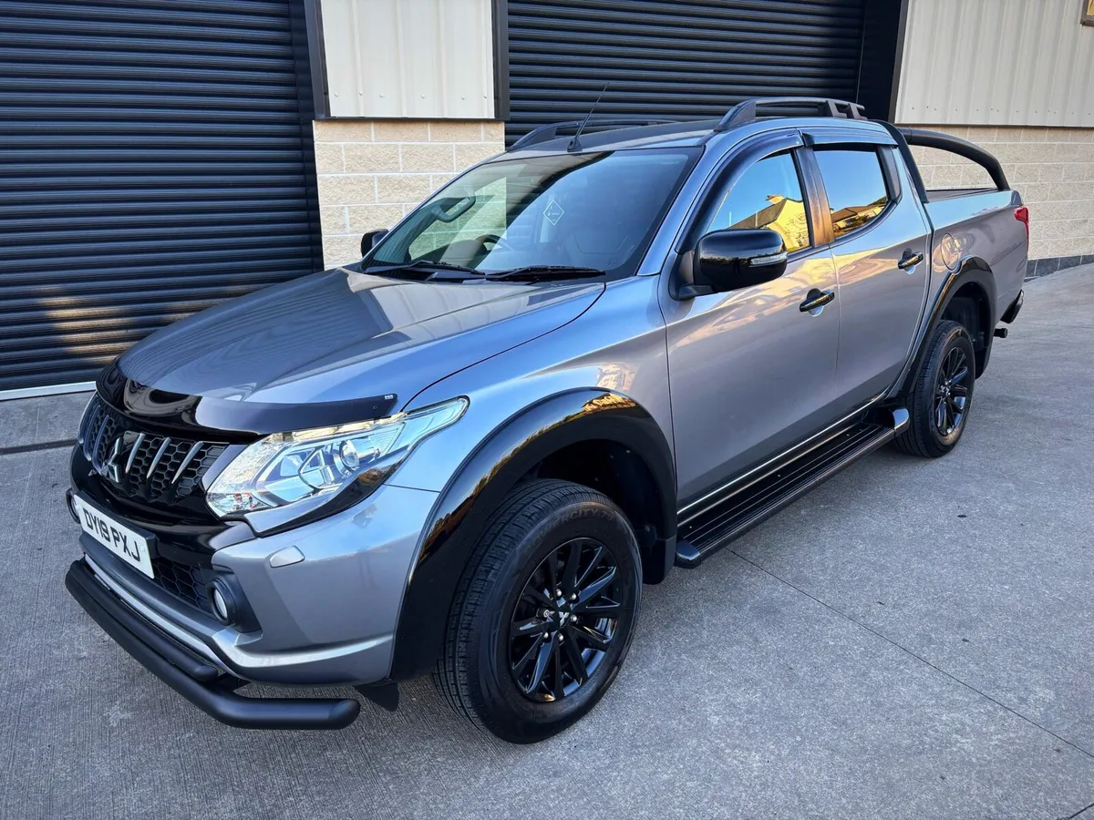 2019 MITSUBISHI L200 2.5 DID BARBARIAN BLACK EDT A - Image 1