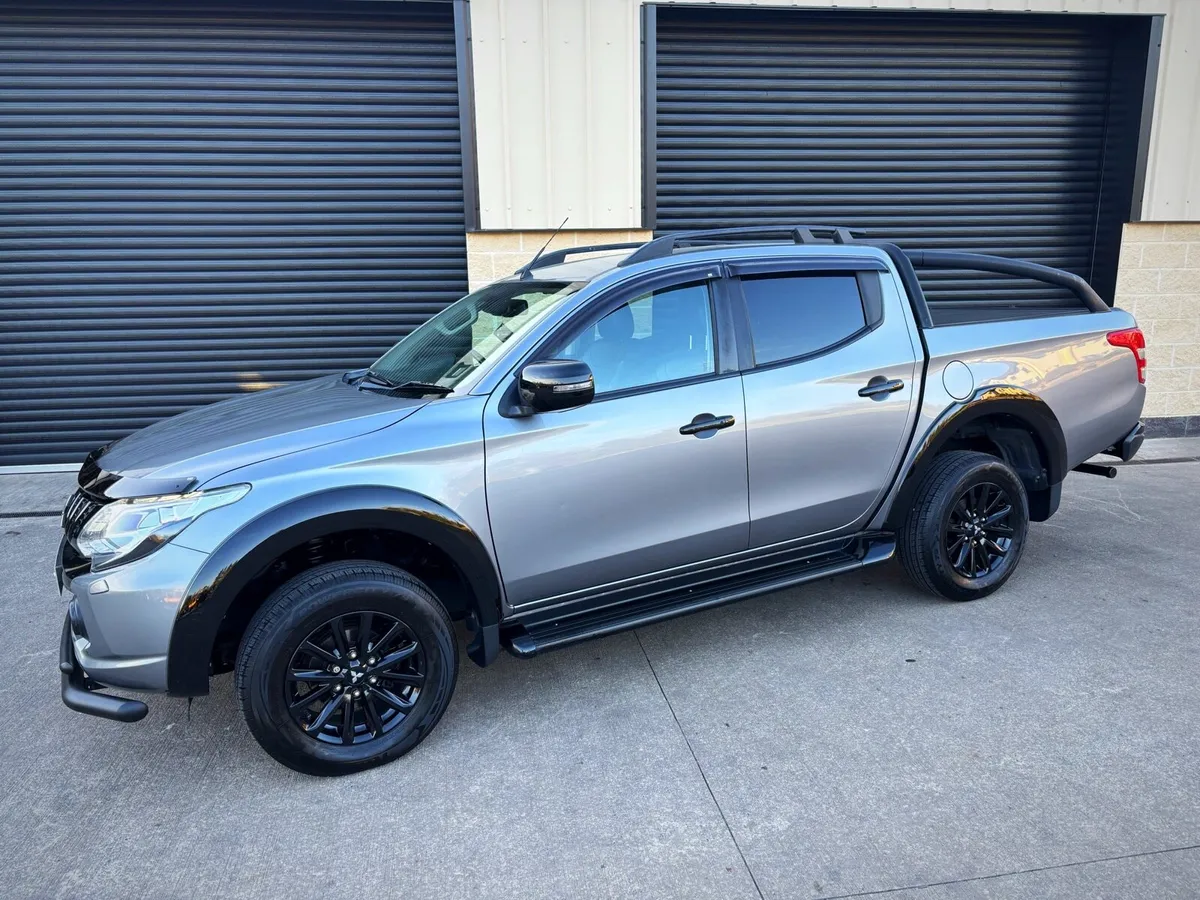2019 MITSUBISHI L200 2.5 DID BARBARIAN BLACK EDT A - Image 2