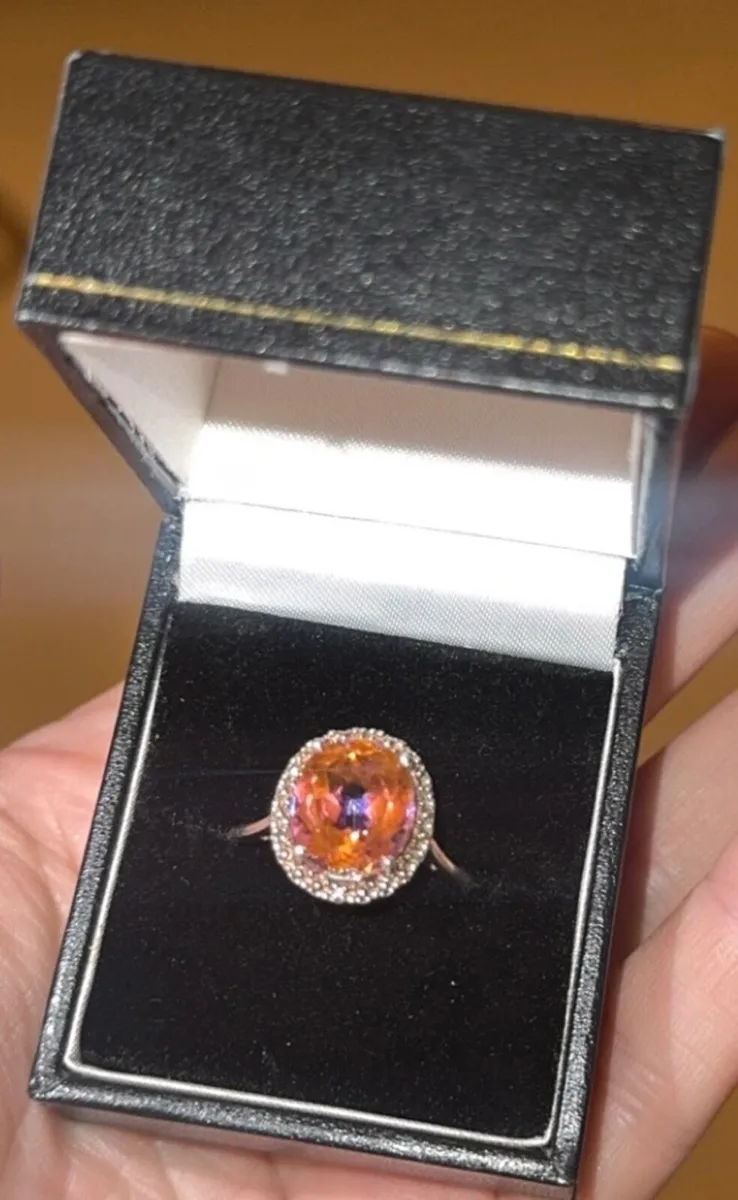 Genuine topaz stamped silver ring - Image 2