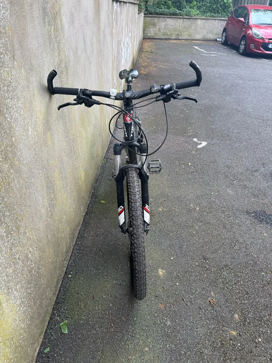 Trek 6300 Mountain Bike - Image 3