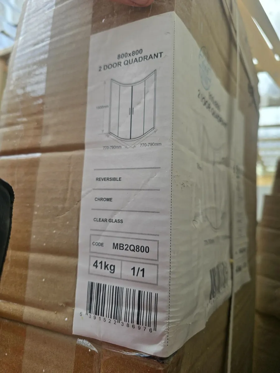 Merlyn shower doors and base 800mm - Image 1