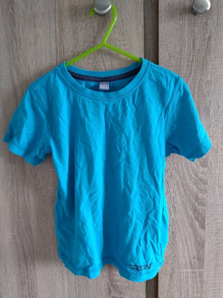 4/5 years old tops - Image 1