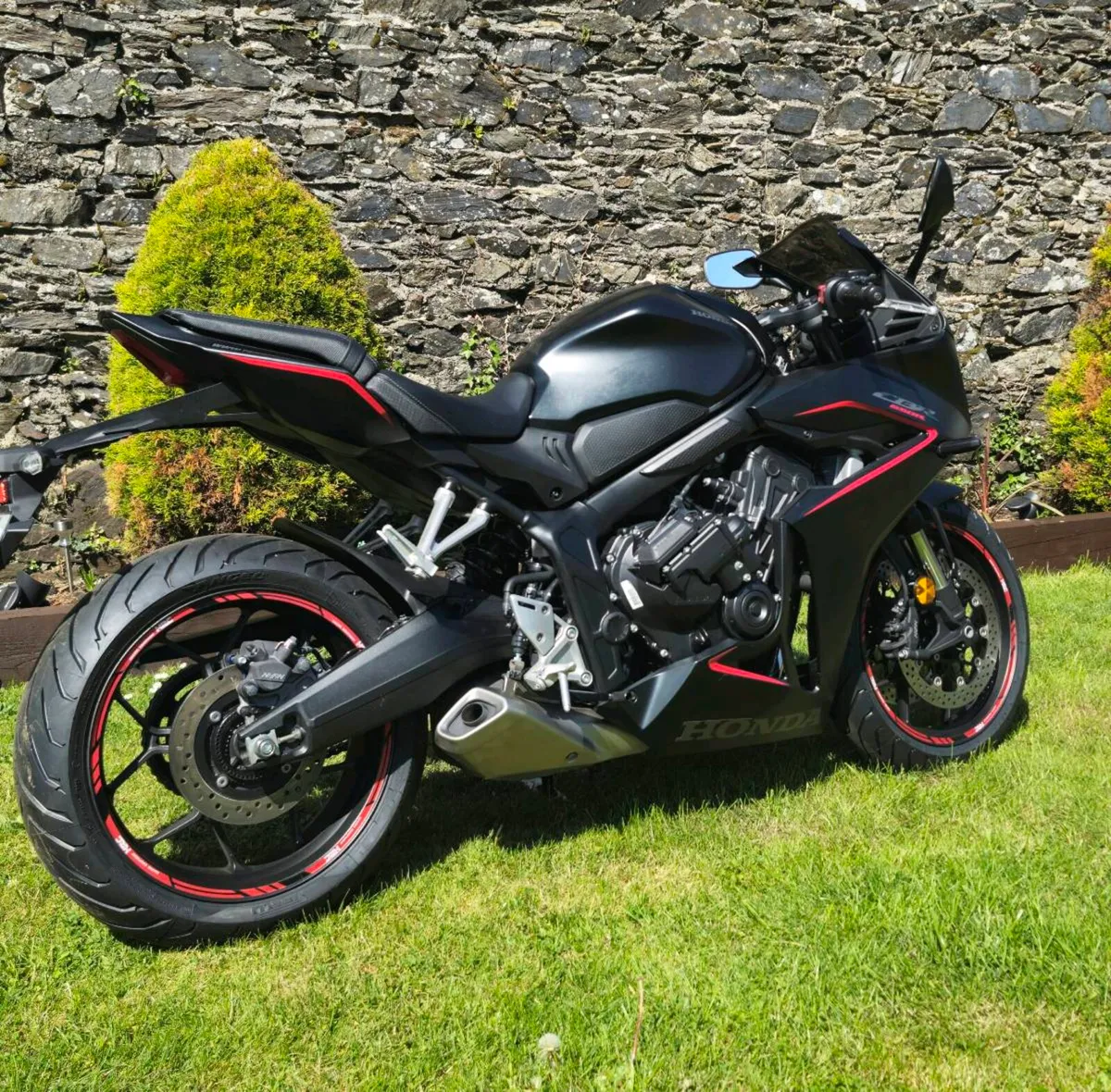 HONDA CBR 650R 2025 - Image 4