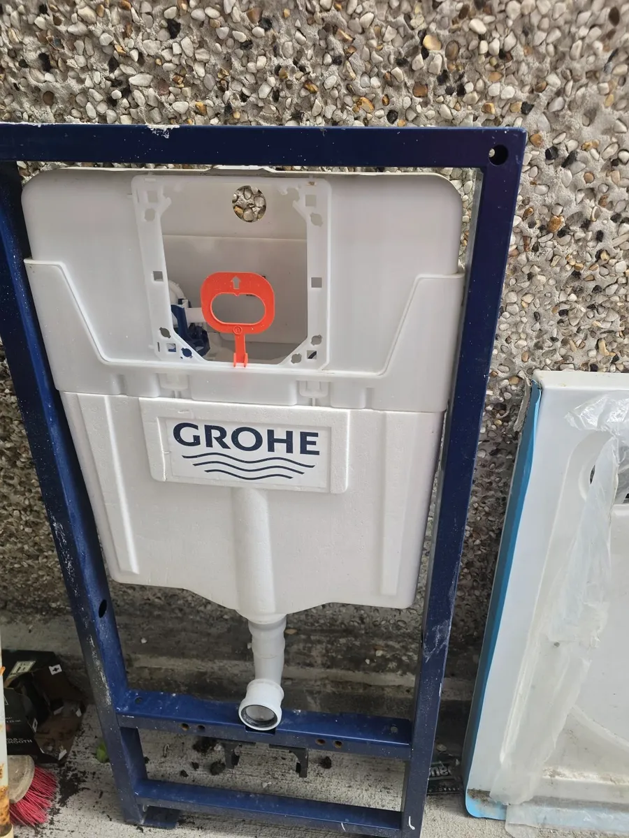 Grohe ( Germany) wall hang toilet. - Image 3