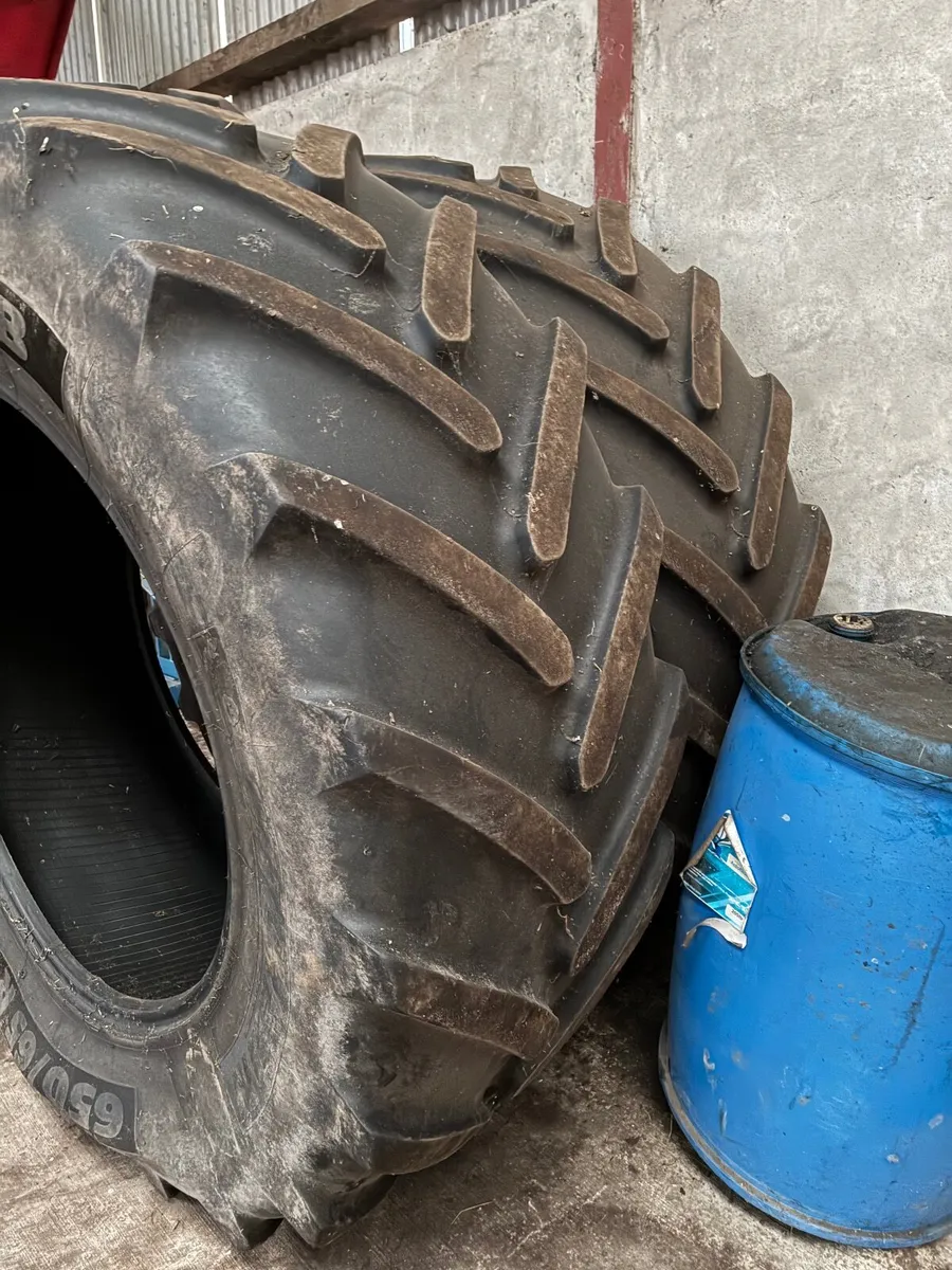 Michelin and bkt 42 inche tyres - Image 2