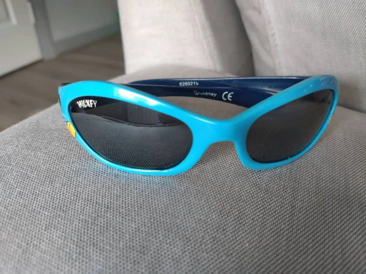 Mickey mouse kids sunglasses - Image 1