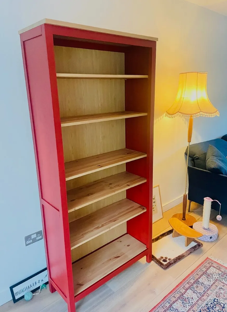 Pine Bookcase and shelves - Image 3