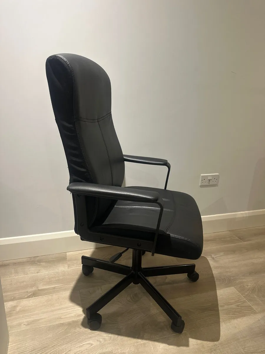 Office Chair - Image 2