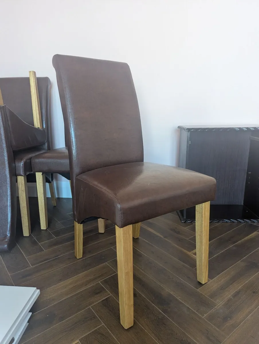 Dining chairs - Image 1