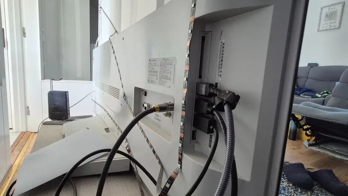 LG OLED 55I6C16LA 55" TV - Image 3