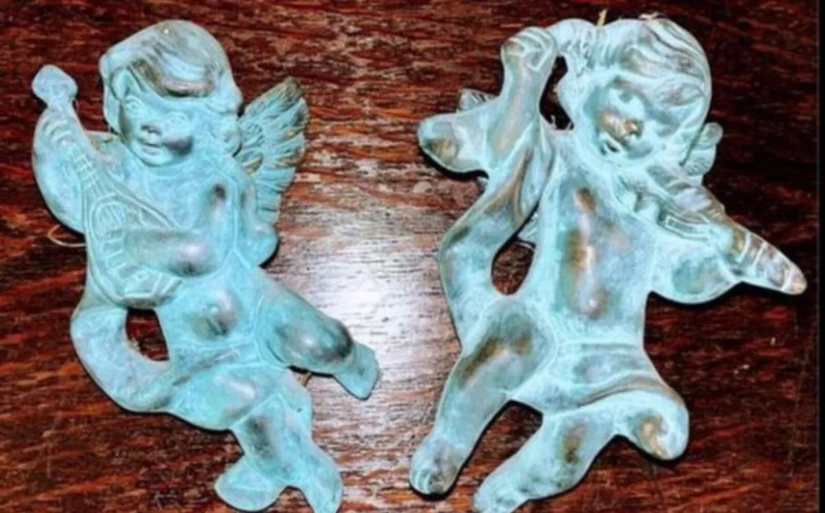 €25 for the lot - Image 2