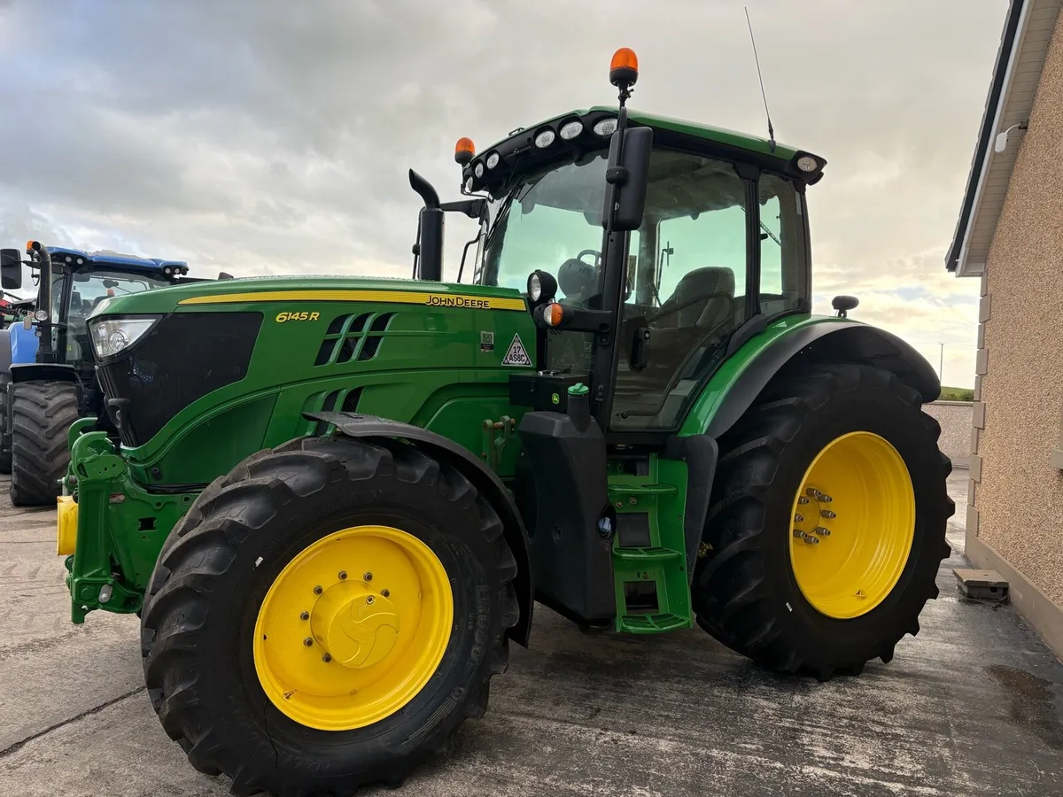 John Deere 6145R - Image 2