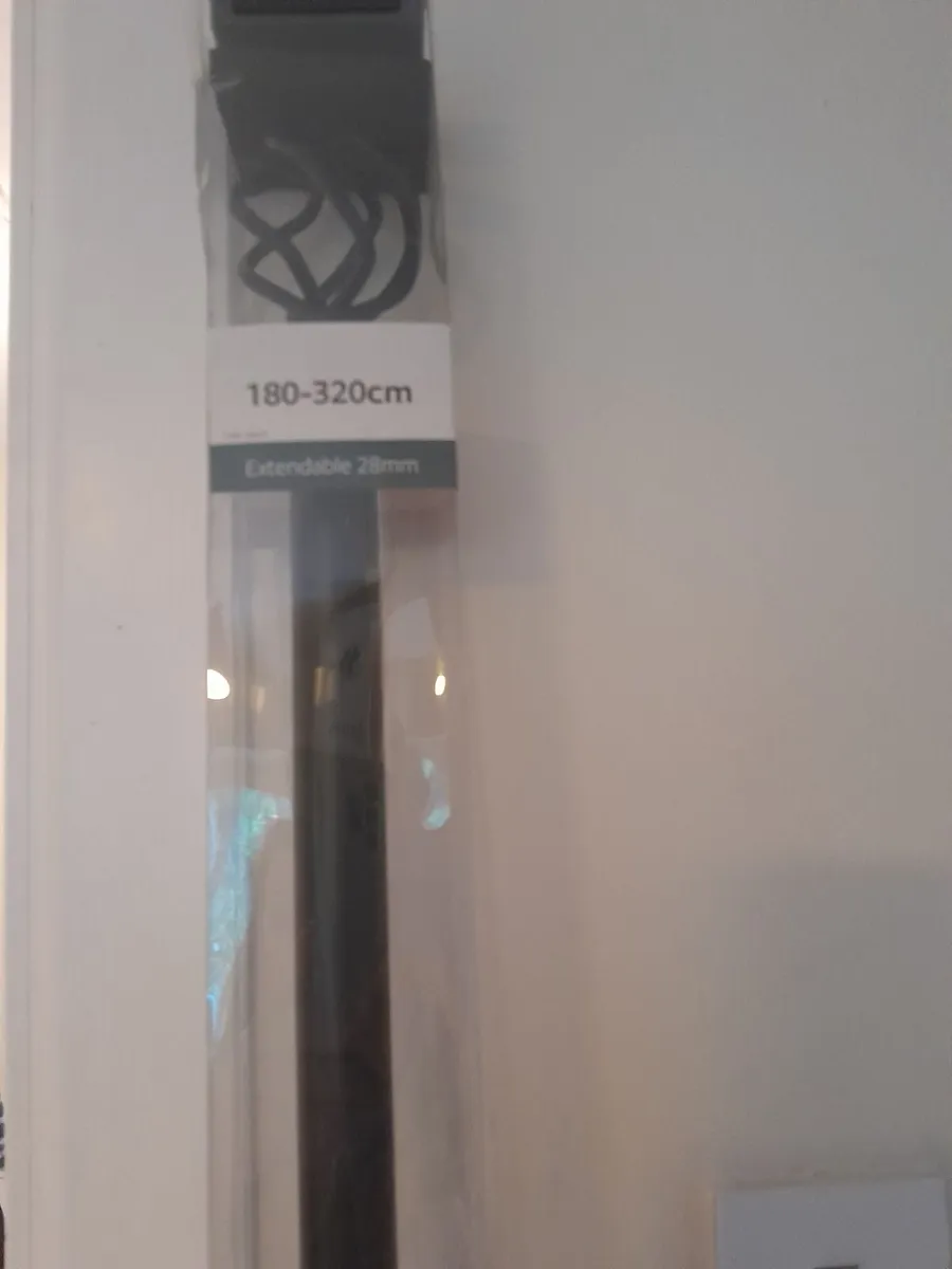 Curtain pole - Image 2