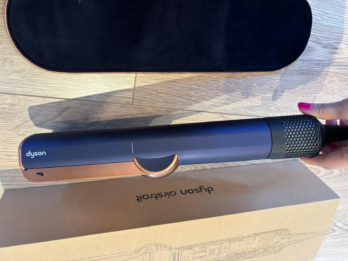 Dyson Airstrait - Image 4